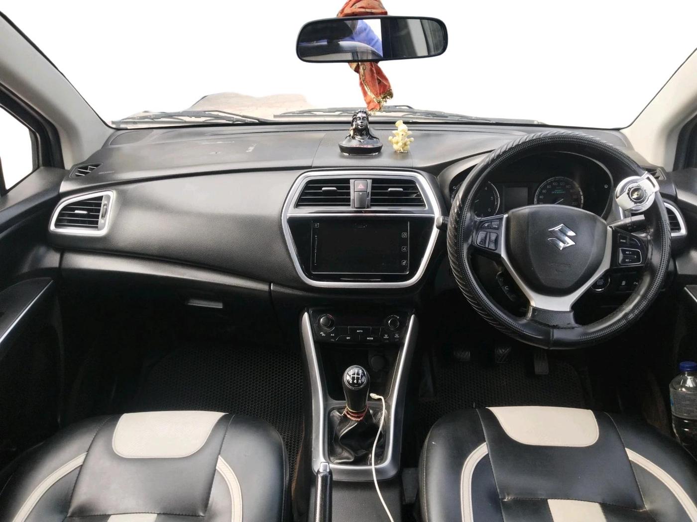 2018 Maruti S Cross ZETA 1.3, Diesel, Manual, 3,24,473 km, interior