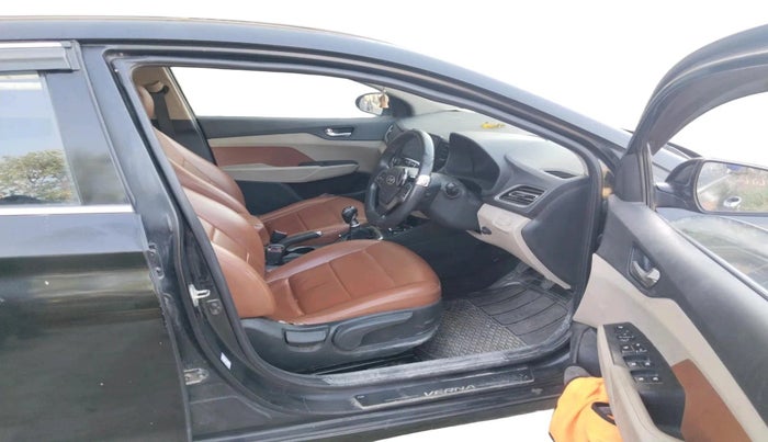 2020 Hyundai Verna SX 1.5 CRDI, Diesel, Manual, 1,16,289 km, interior