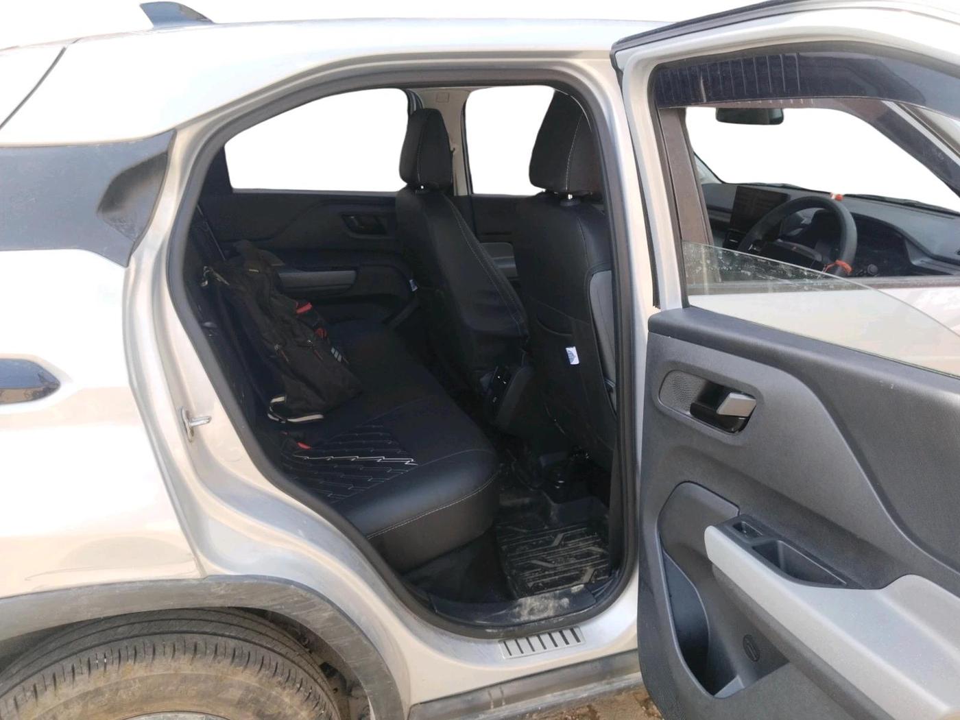 2026 Tata PUNCH Pure Plus AMT, Petrol, Automatic, 1,912 km, interior