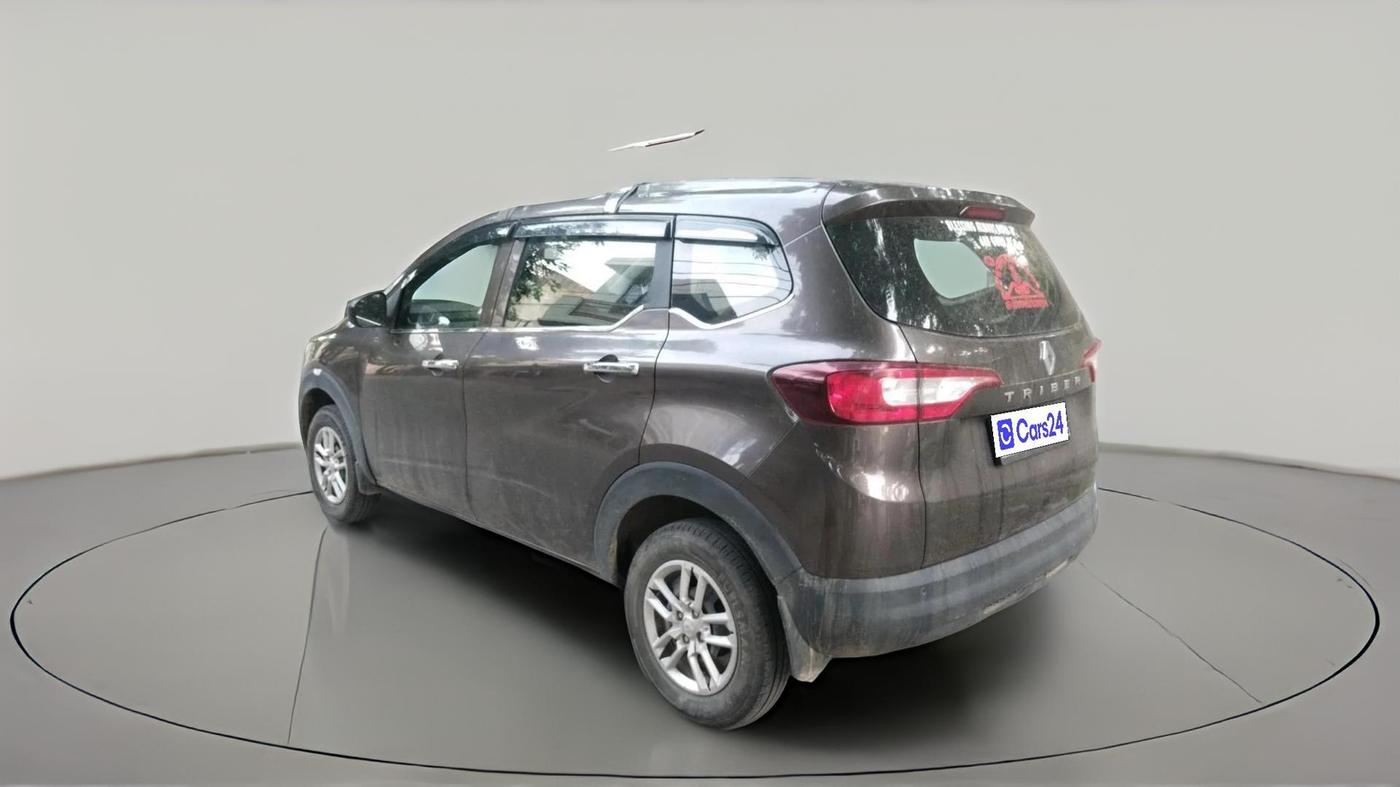 2024 Renault TRIBER RXL MT, Petrol, Manual, 18,325 km, exterior