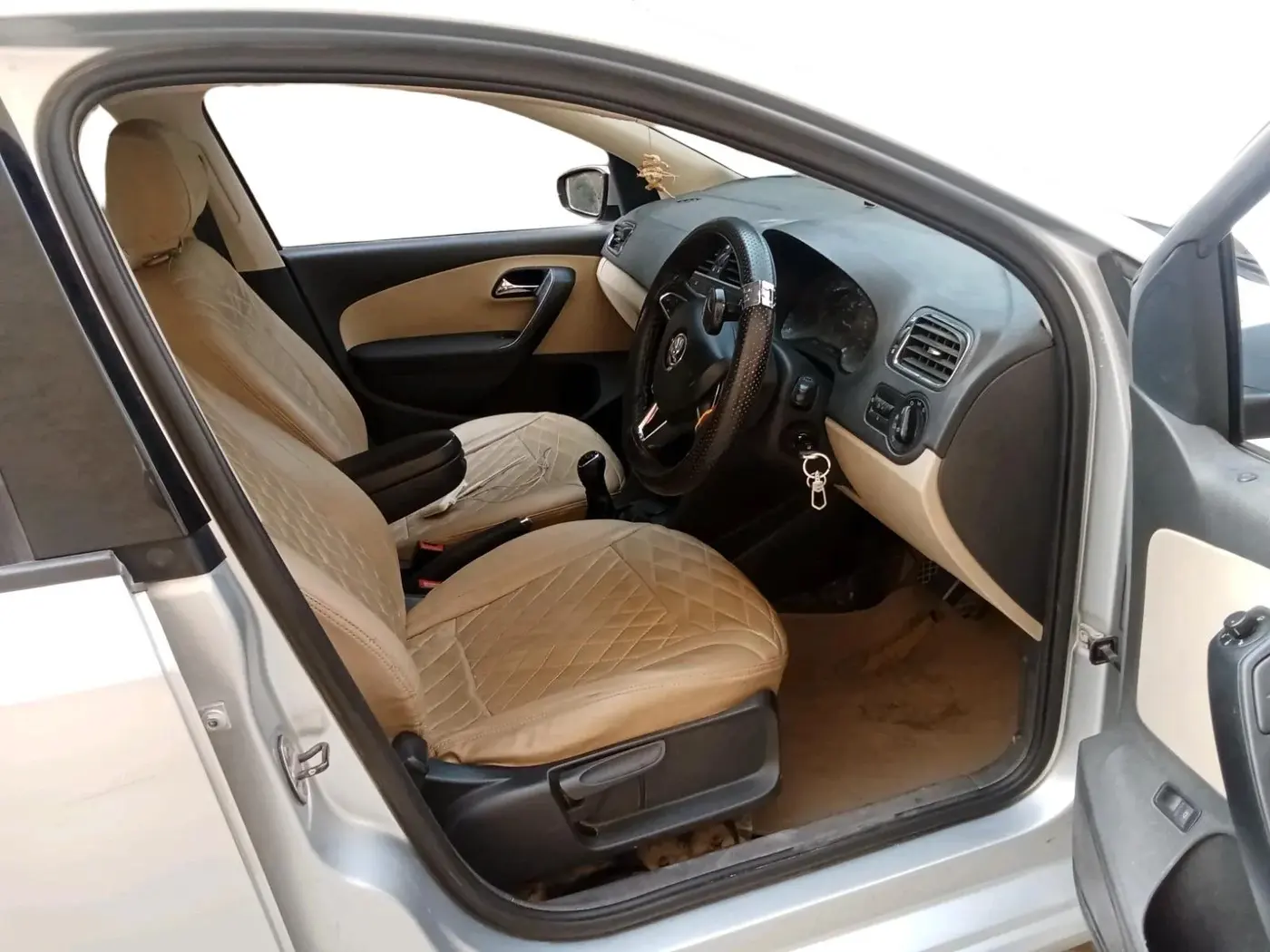 2017 Skoda Rapid AMBITION 1.5 TDI, Diesel, Manual, 1,27,719 km, interior