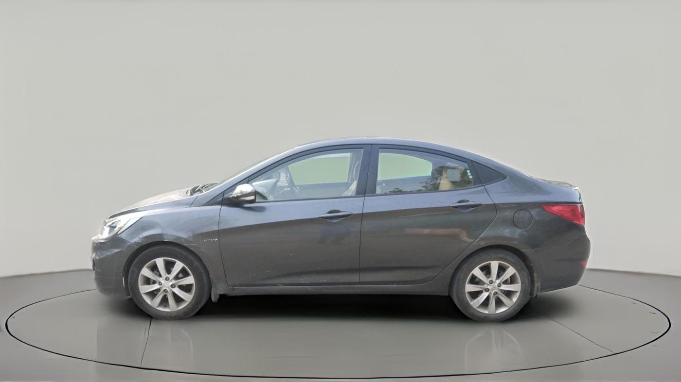 2012 Hyundai Verna FLUIDIC 1.6 VTVT SX, Petrol, Manual, 78,423 km, exterior