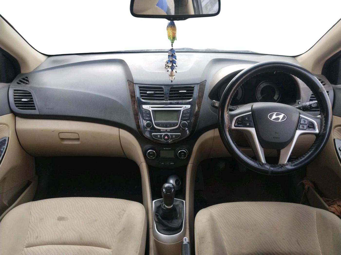 2012 Hyundai Verna FLUIDIC 1.6 VTVT SX, Petrol, Manual, 78,423 km, interior