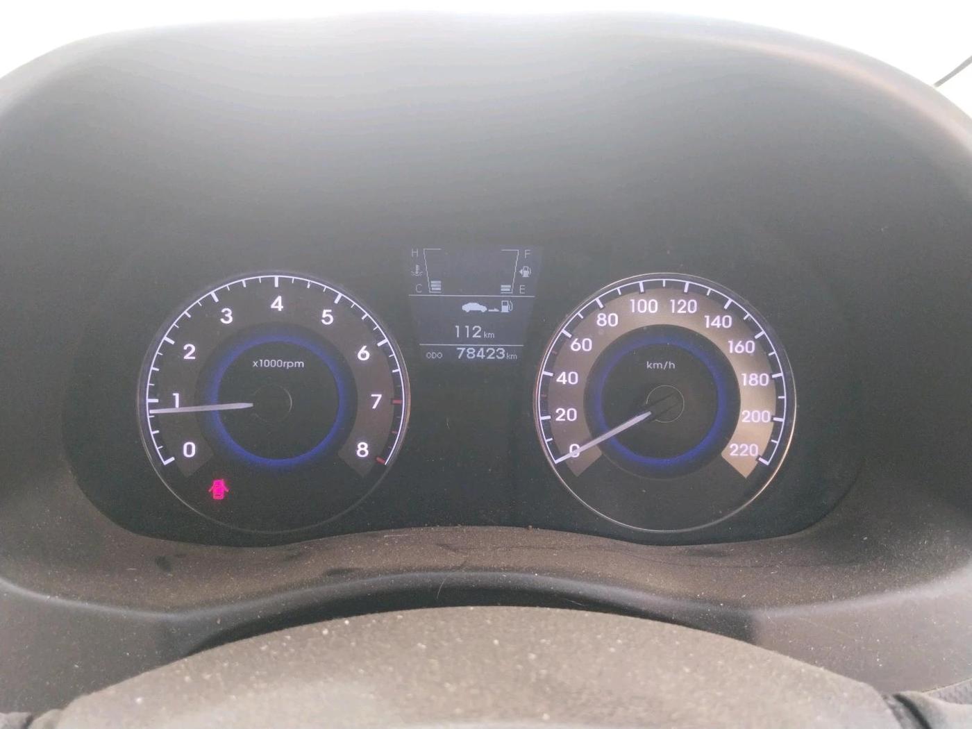 2012 Hyundai Verna FLUIDIC 1.6 VTVT SX, Petrol, Manual, 78,423 km, interior
