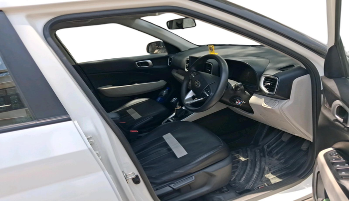 2022 Hyundai VENUE S (O) 1.0 TURBO IMT, Petrol, Manual, 38,541 km, interior