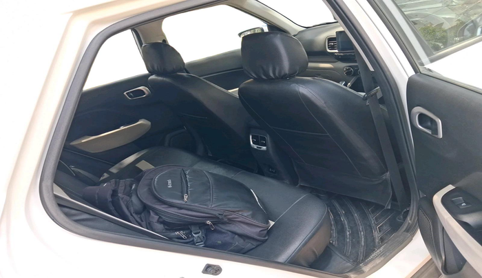 2022 Hyundai VENUE S (O) 1.0 TURBO IMT, Petrol, Manual, 38,541 km, interior