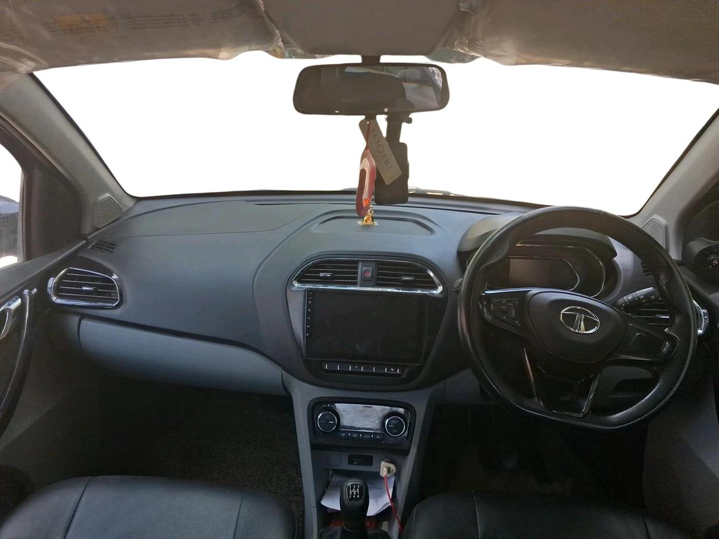 2020 Tata Tiago XZ PLUS PETROL, Petrol, Manual, 51,462 km, interior