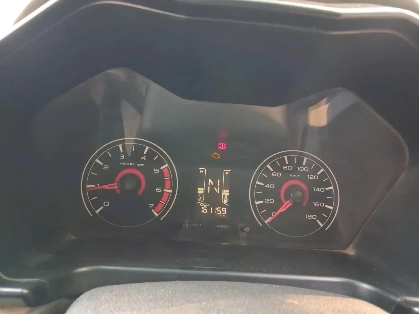 2017 Mahindra Kuv100 K4 D 6 STR, Diesel, Manual, 1,61,159 km, interior