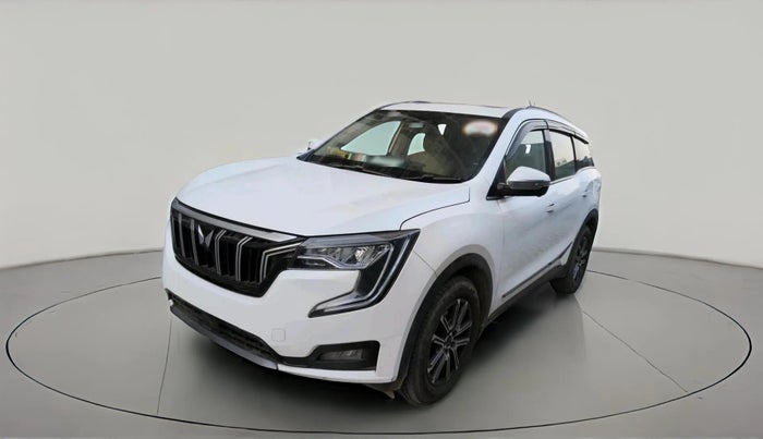 2025 Mahindra XUV700 AX 7 LUXURY D AT 7 STR, Diesel, Automatic, 39,078 km, exterior