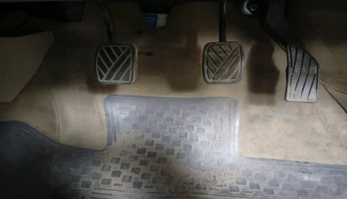 2017 Maruti Ciaz ZXI, Petrol, Manual, 64,830 km, interior