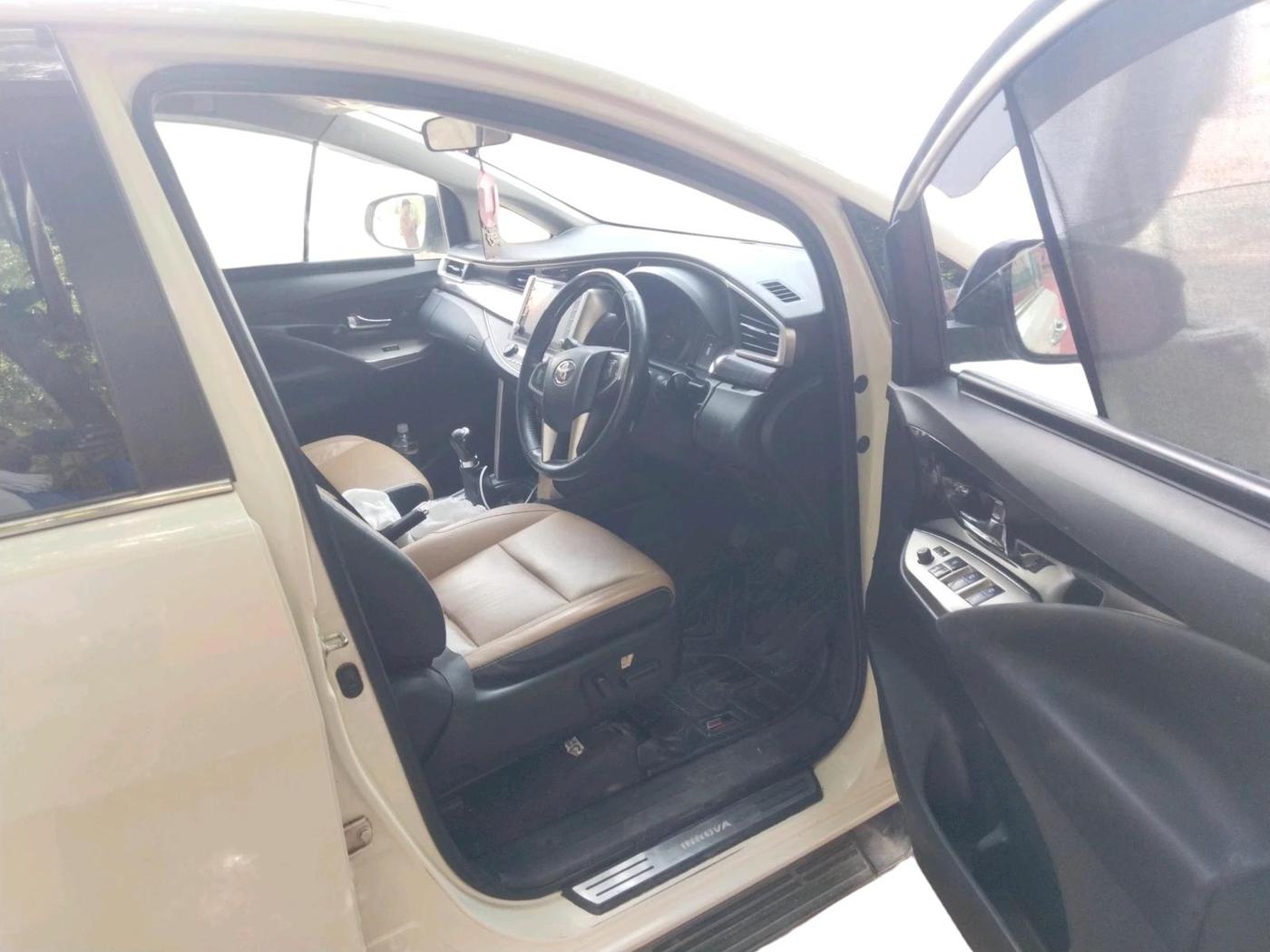 2022 Toyota Innova Crysta 2.4 ZX 7 STR, Diesel, Manual, 1,53,315 km, interior