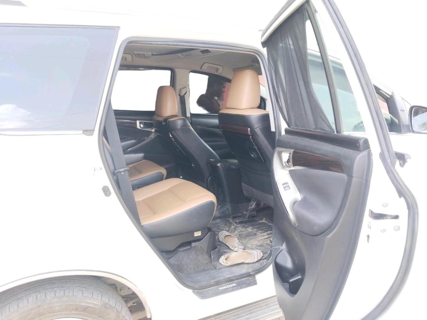 2022 Toyota Innova Crysta 2.4 ZX 7 STR, Diesel, Manual, 1,53,315 km, interior