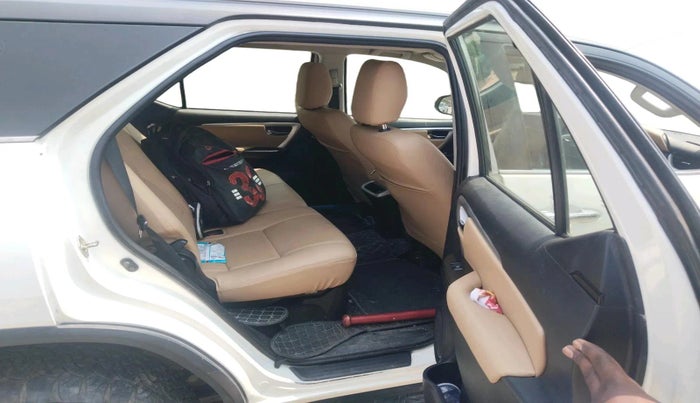 2019 Toyota Fortuner 2.8 4X4 AT, Diesel, Automatic, 1,28,899 km, interior