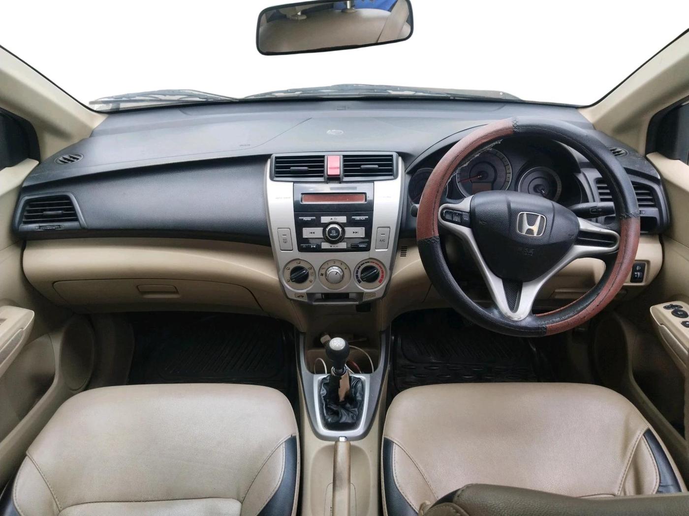 2011 Honda City 1.5L I-VTEC S MT, Petrol, Manual, 1,22,729 km, interior