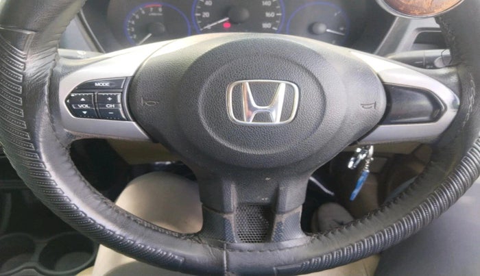 2016 Honda Amaze 1.2L I-VTEC S, CNG, Manual, 1,33,418 km, interior