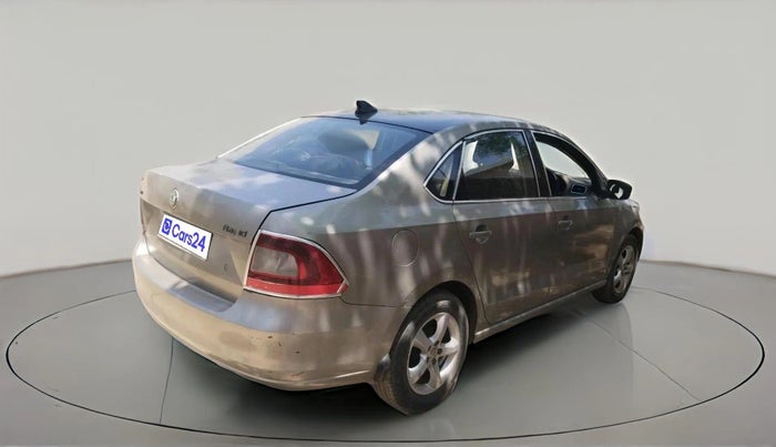 2013 Skoda Rapid ACTIVE 1.6 TDI CR MT, Diesel, Manual, 1,39,914 km, exterior