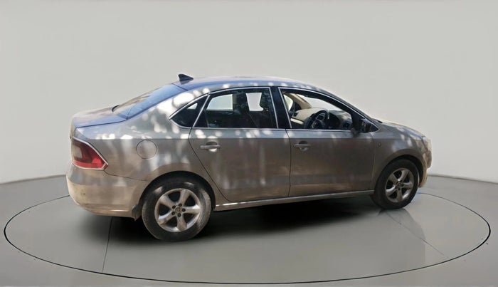 2013 Skoda Rapid ACTIVE 1.6 TDI CR MT, Diesel, Manual, 1,39,914 km, exterior