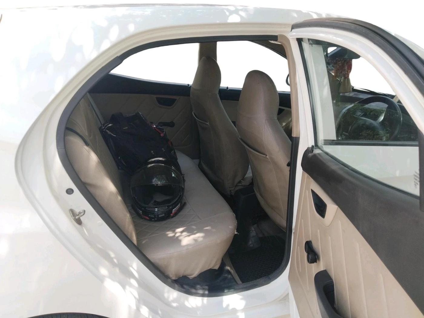 2018 Hyundai Eon ERA +, Petrol, Manual, 47,415 km, interior