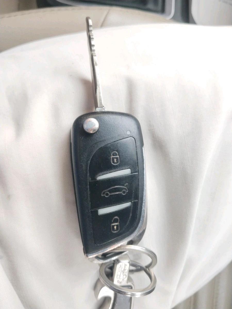2023 Maruti Dzire TOUR S CNG, CNG, Manual, 35,727 km, interior