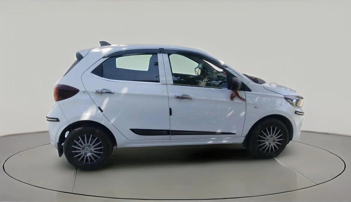 2025 Tata Tiago XE CNG, CNG, Manual, 4,220 km, exterior