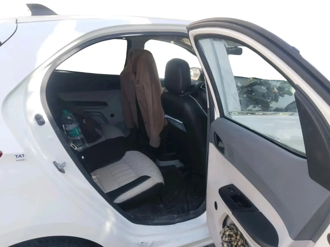2025 Tata Tiago XE CNG, CNG, Manual, 4,220 km, interior