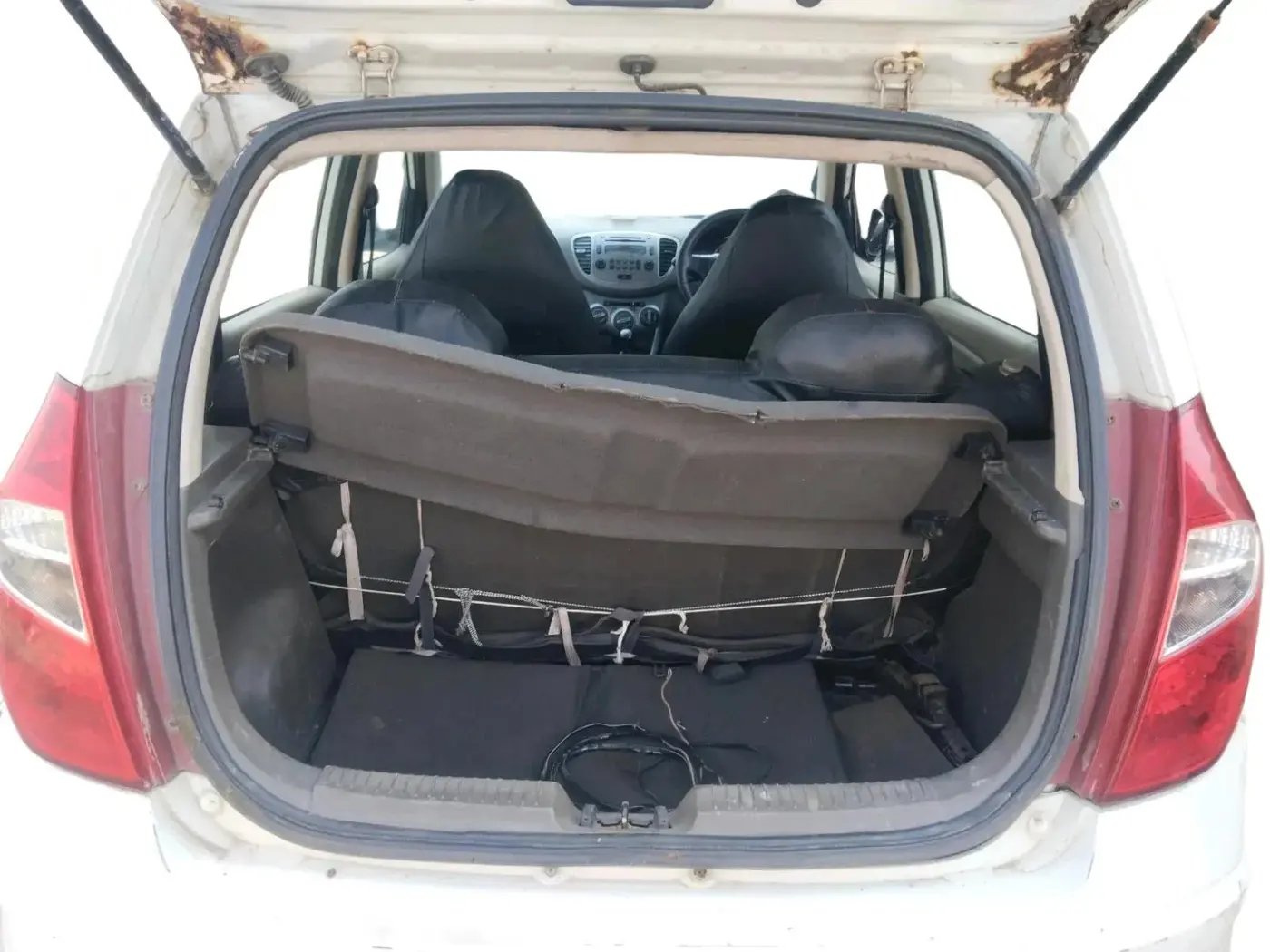 2011 Hyundai i10 SPORTZ 1.2, Petrol, Manual, 1,57,419 km, exterior