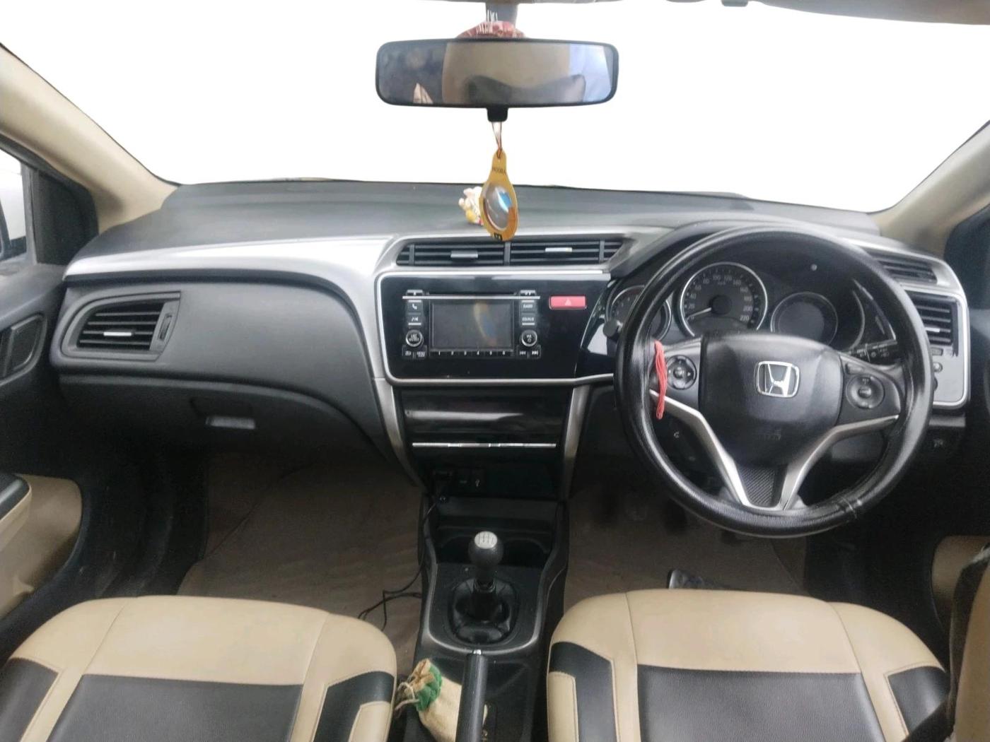 2014 Honda City 1.5L I-DTEC V, Diesel, Manual, 1,39,090 km, interior