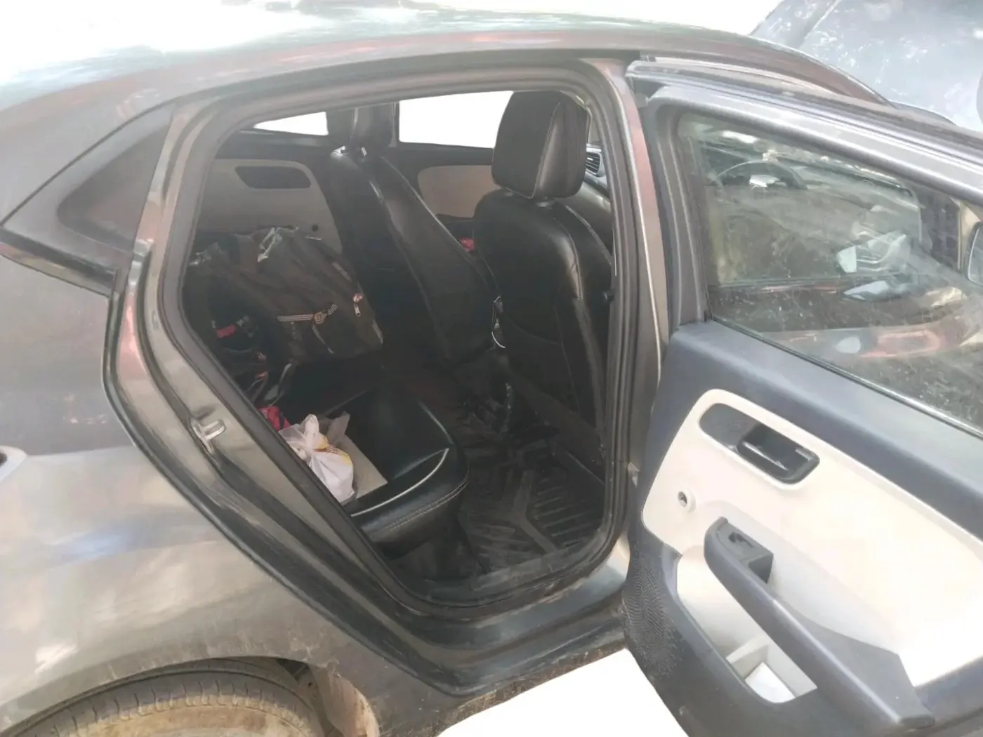 2023 Tata ALTROZ XE CNG, CNG, Manual, 50,843 km, interior
