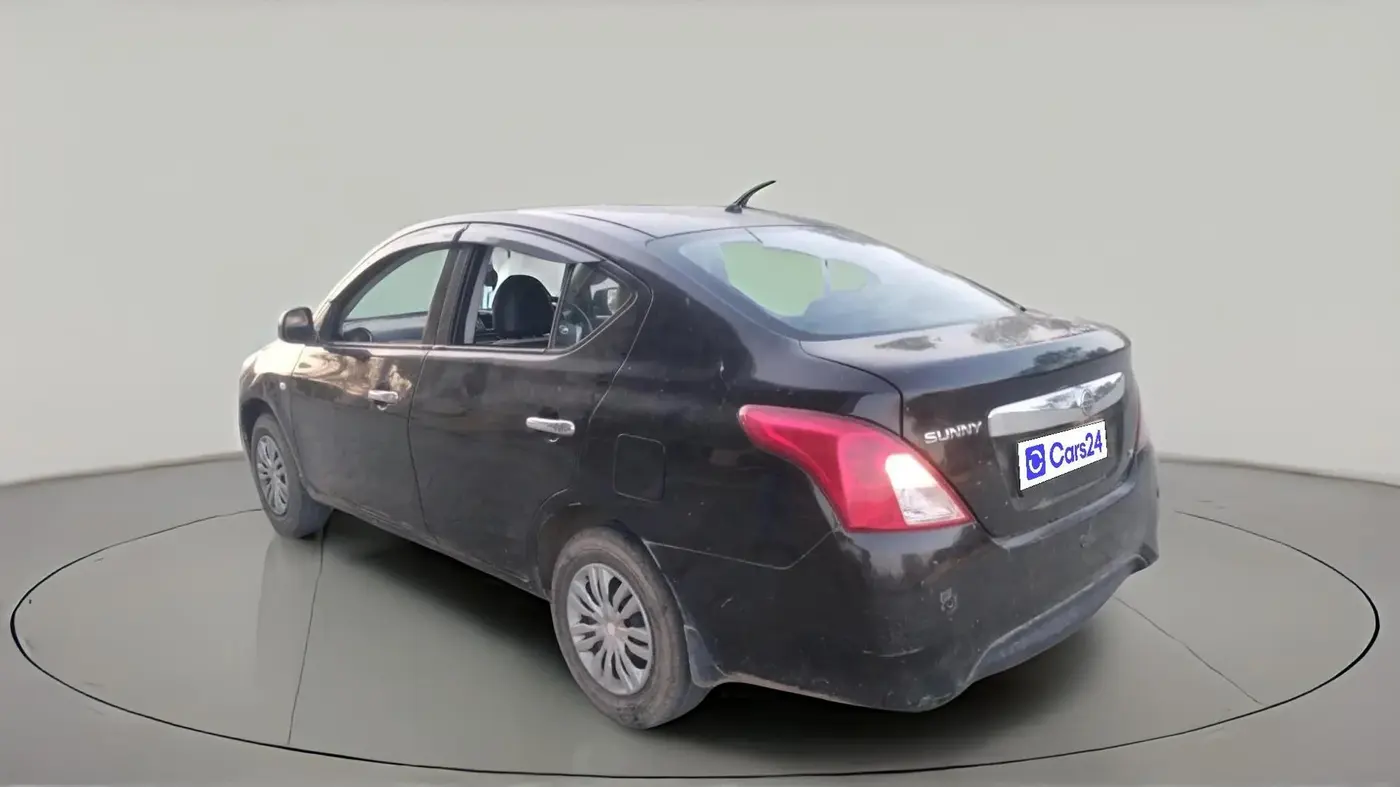 2017 Nissan Sunny XL DIESEL, Diesel, Manual, 73,037 km, exterior