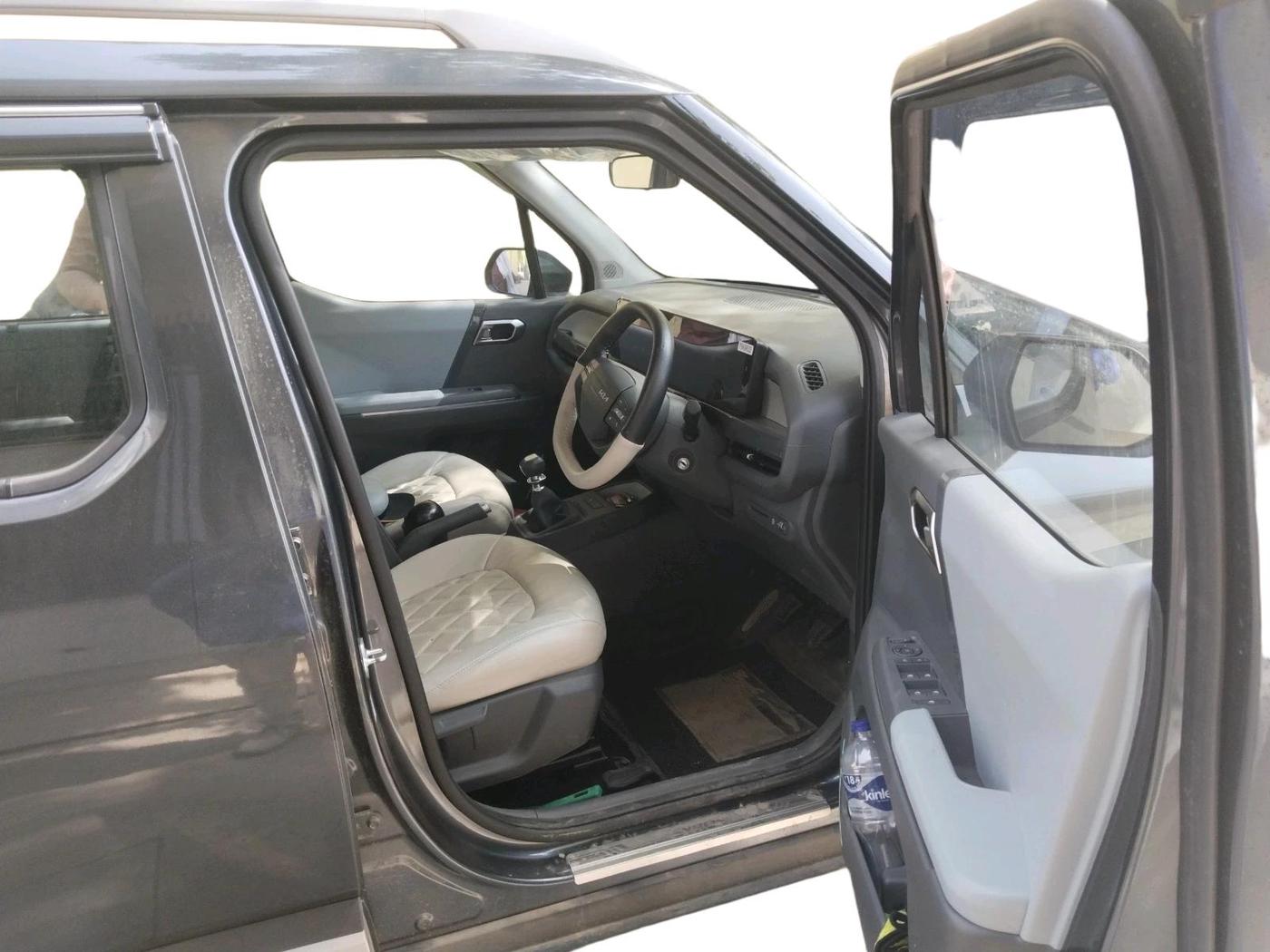2025 KIA SYROS HTK Plus 1.0 Turbo 6MT, Petrol, Manual, 3,607 km, interior