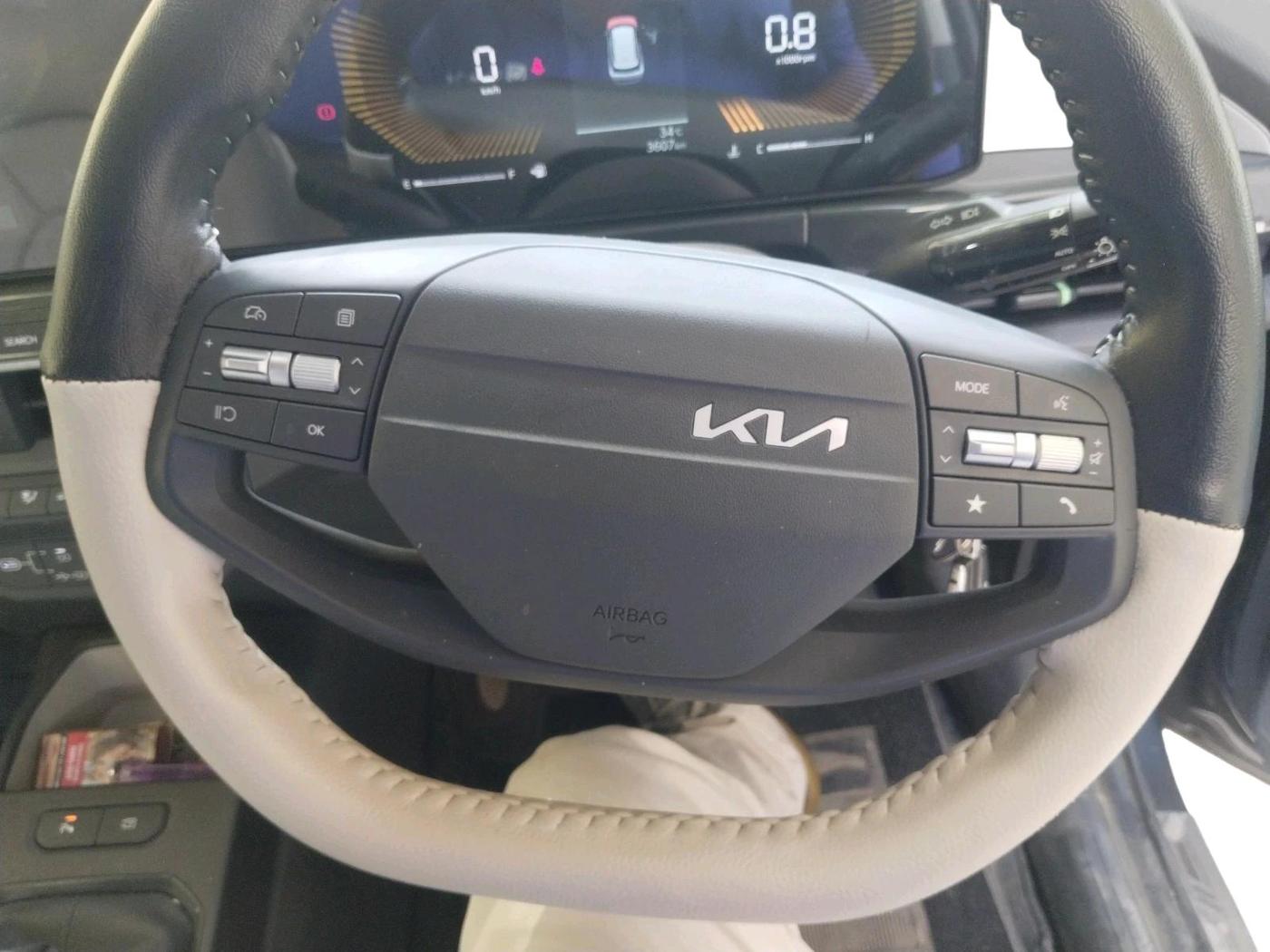 2025 KIA SYROS HTK Plus 1.0 Turbo 6MT, Petrol, Manual, 3,607 km, interior