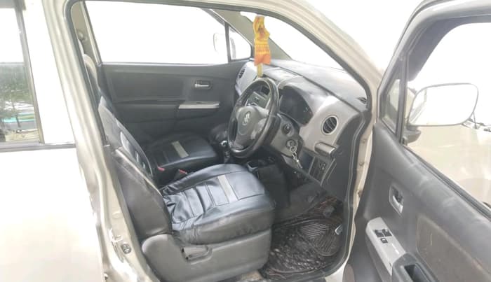 2012 Maruti Wagon R 1.0 LXI, Petrol, Manual, 1,72,917 km, interior