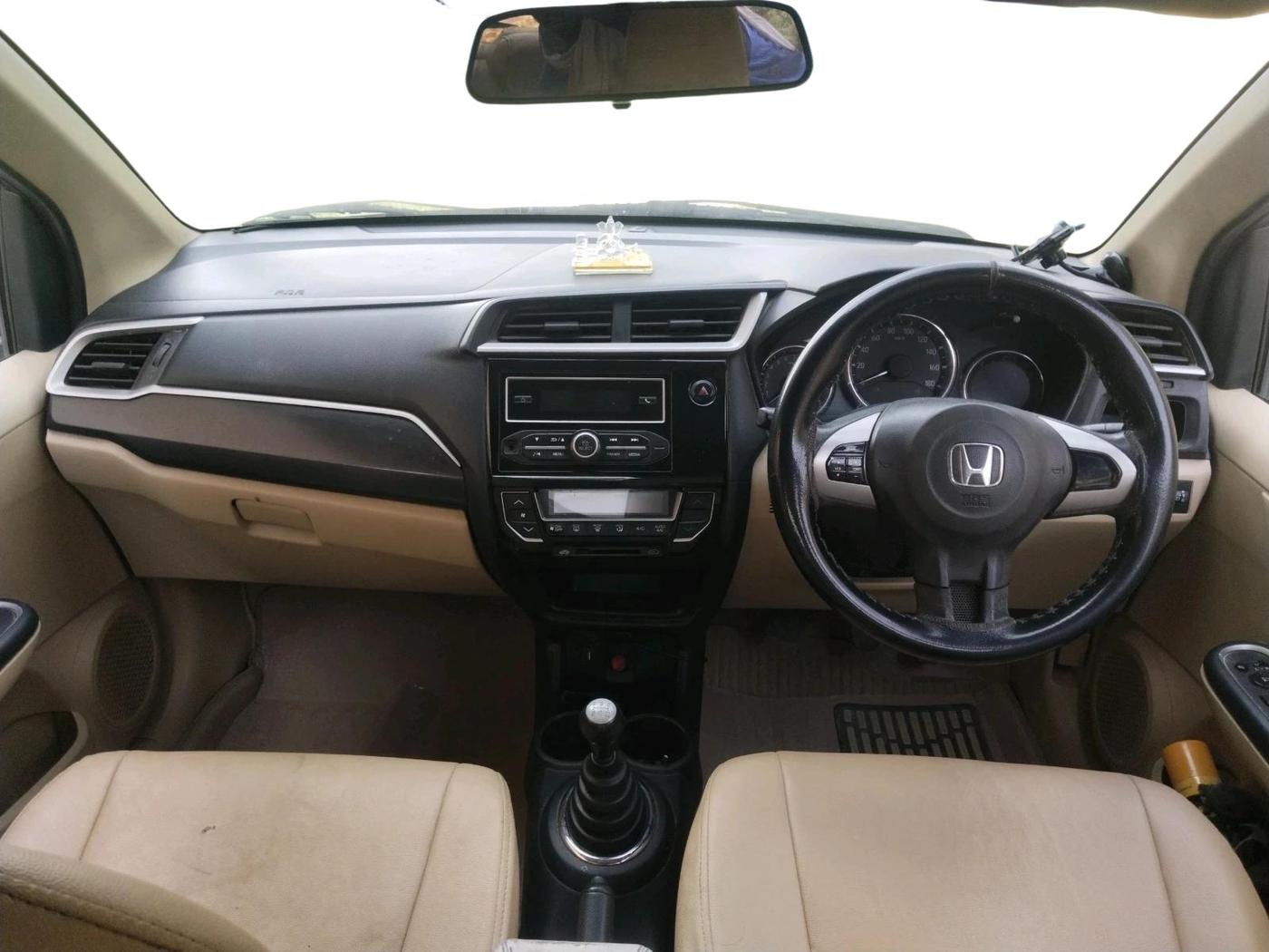 2016 Honda Amaze 1.2L I-VTEC S, CNG, Manual, 91,647 km, interior