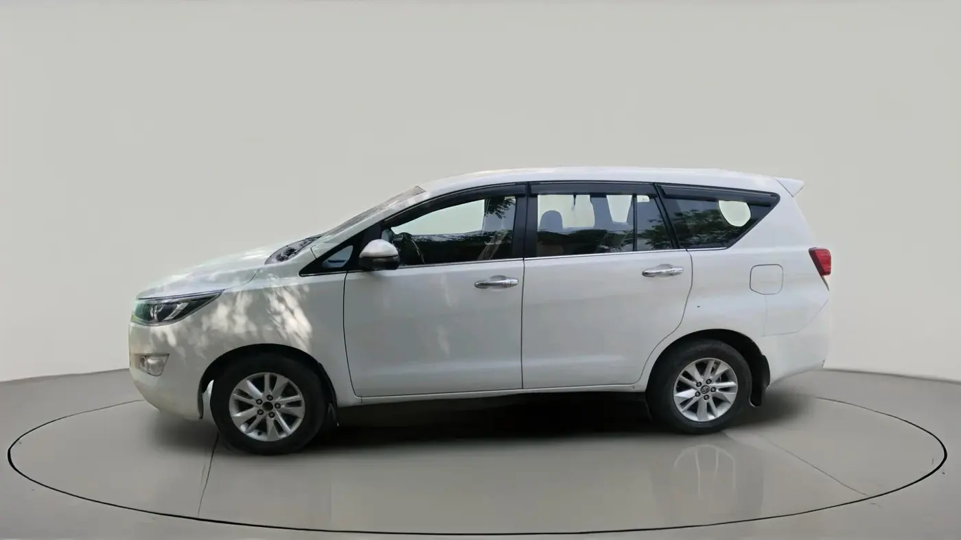 2018 Toyota Innova Crysta 2.4 VX 7 STR, Diesel, Manual, 3,15,872 km, exterior