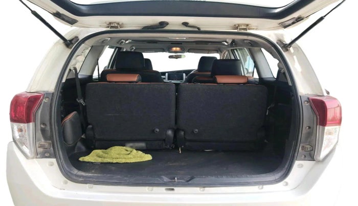 2018 Toyota Innova Crysta 2.4 VX 7 STR, Diesel, Manual, 3,15,872 km, exterior