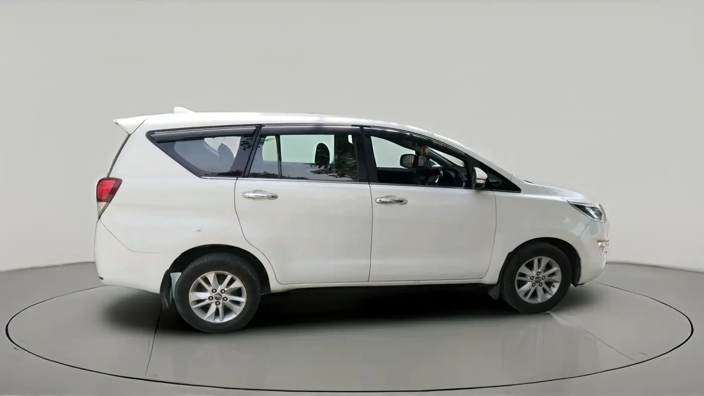 2018 Toyota Innova Crysta 2.4 VX 7 STR, Diesel, Manual, 3,15,872 km, exterior