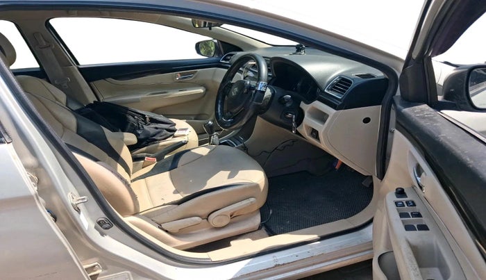 2015 Maruti Ciaz VXI+, Petrol, Manual, 1,03,059 km, interior