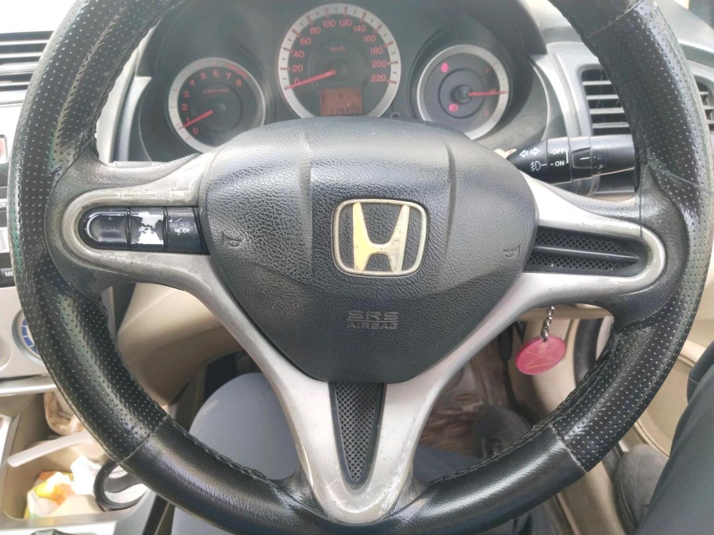 2011 Honda City 1.5L I-VTEC V MT, Petrol, Manual, 1,14,398 km, interior