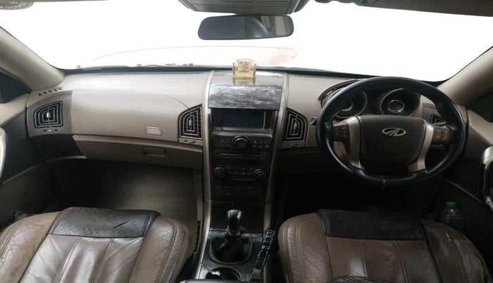 2014 Mahindra XUV500 W8, Diesel, Manual, 1,51,183 km, interior