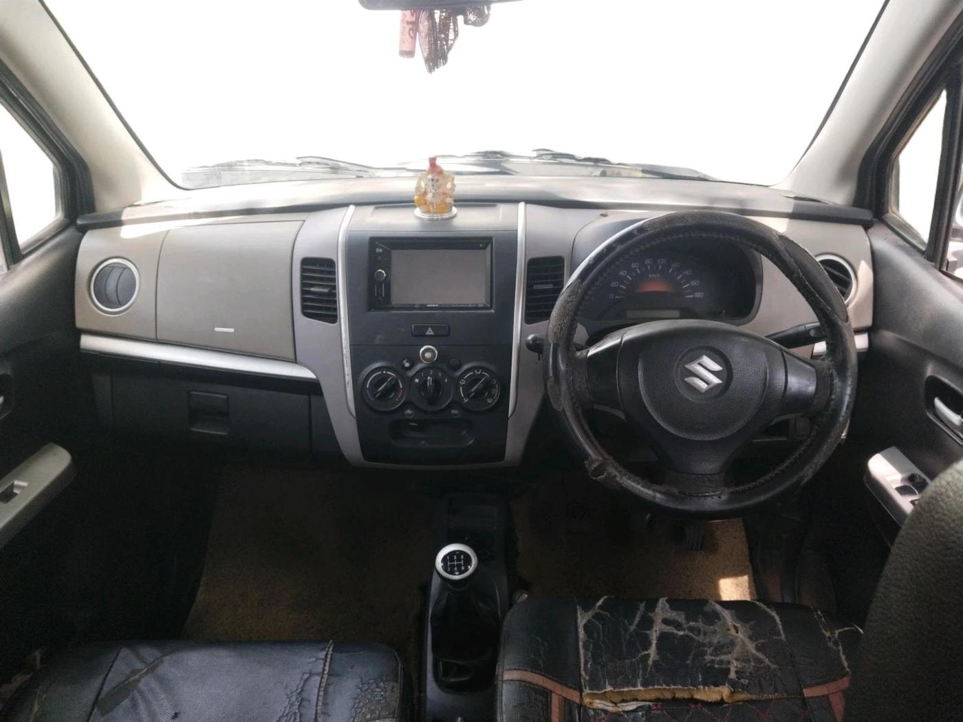 2013 Maruti Wagon R 1.0 LXI CNG, CNG, Manual, 2,42,931 km, interior