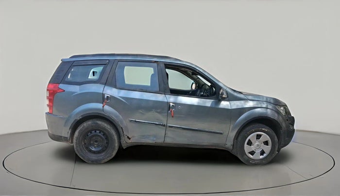 2015 Mahindra XUV500 W6, Diesel, Manual, 1,17,311 km, exterior