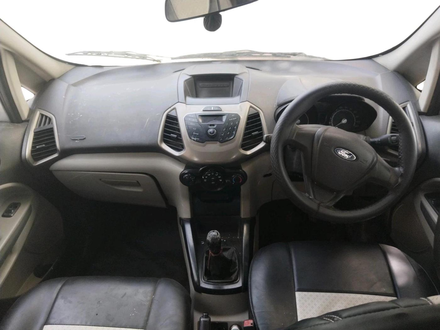 2015 Ford Ecosport AMBIENTE 1.5L DIESEL, Diesel, Manual, 1,14,792 km, interior
