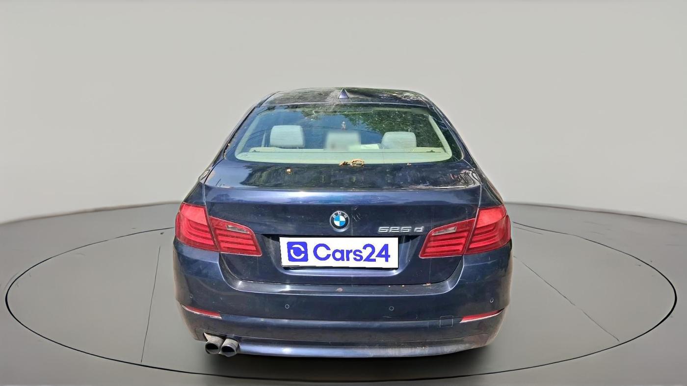 2011 BMW 5 Series 525D 3.0, Diesel, Automatic, 1,28,548 km, exterior