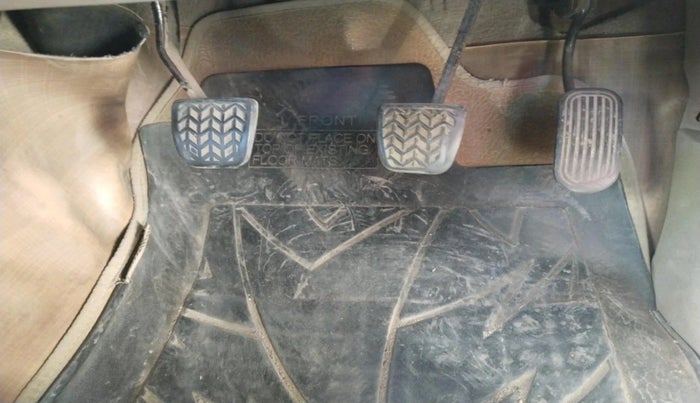 2011 Toyota Innova 2.5 G3, Diesel, Manual, 1,21,314 km, interior