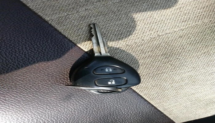 2011 Toyota Innova 2.5 G3, Diesel, Manual, 1,21,314 km, interior