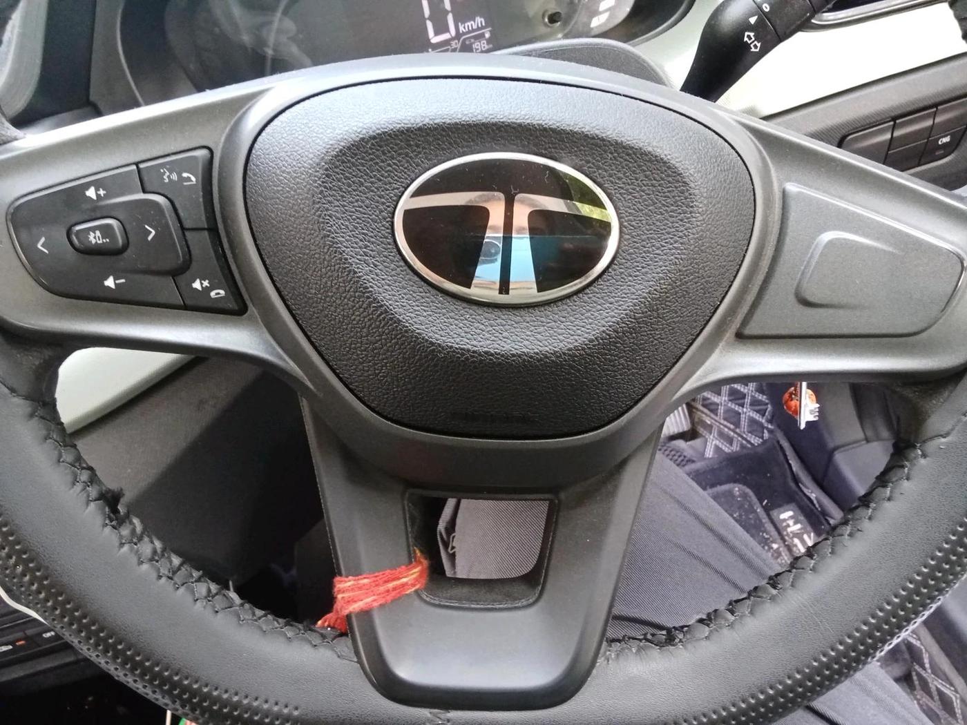 2025 Tata PUNCH ADVENTURE MT CNG , CNG, Manual, 15,073 km, interior