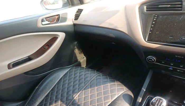 2016 Hyundai Elite i20 ASTA 1.4 CRDI, Diesel, Manual, 83,209 km, interior