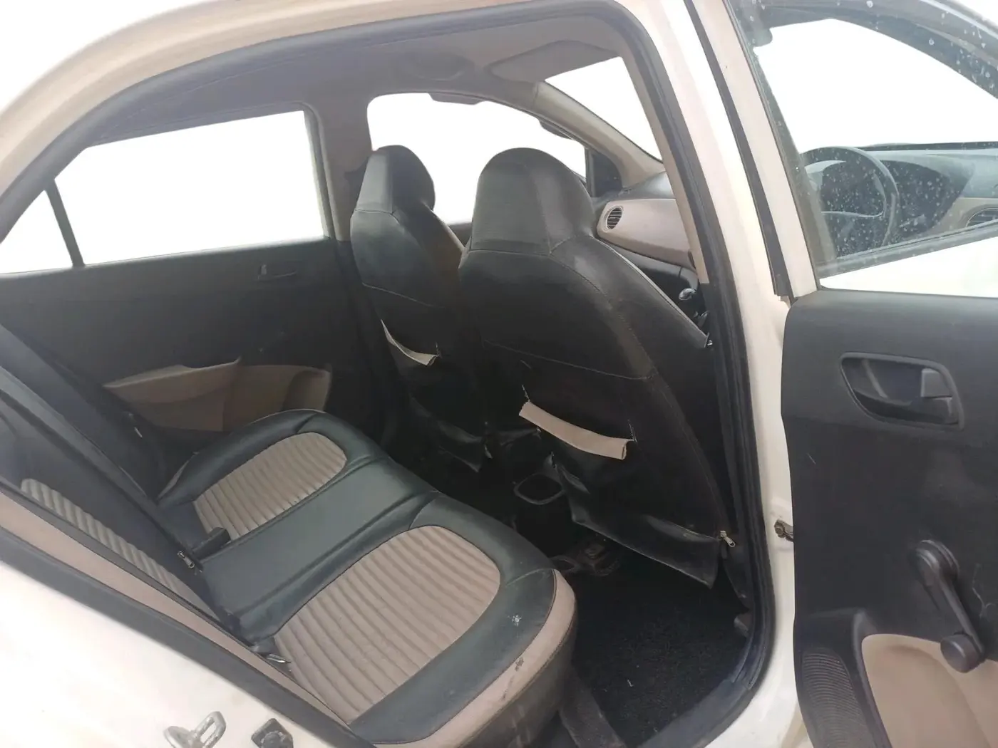 2014 Hyundai Xcent BASE 1.2, Petrol, Manual, 70,449 km, interior