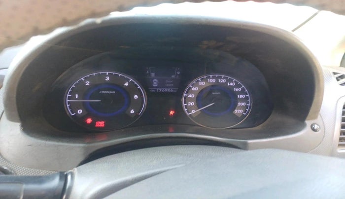 2014 Hyundai Verna FLUIDIC 1.6 CRDI SX, Diesel, Manual, 1,76,986 km, interior