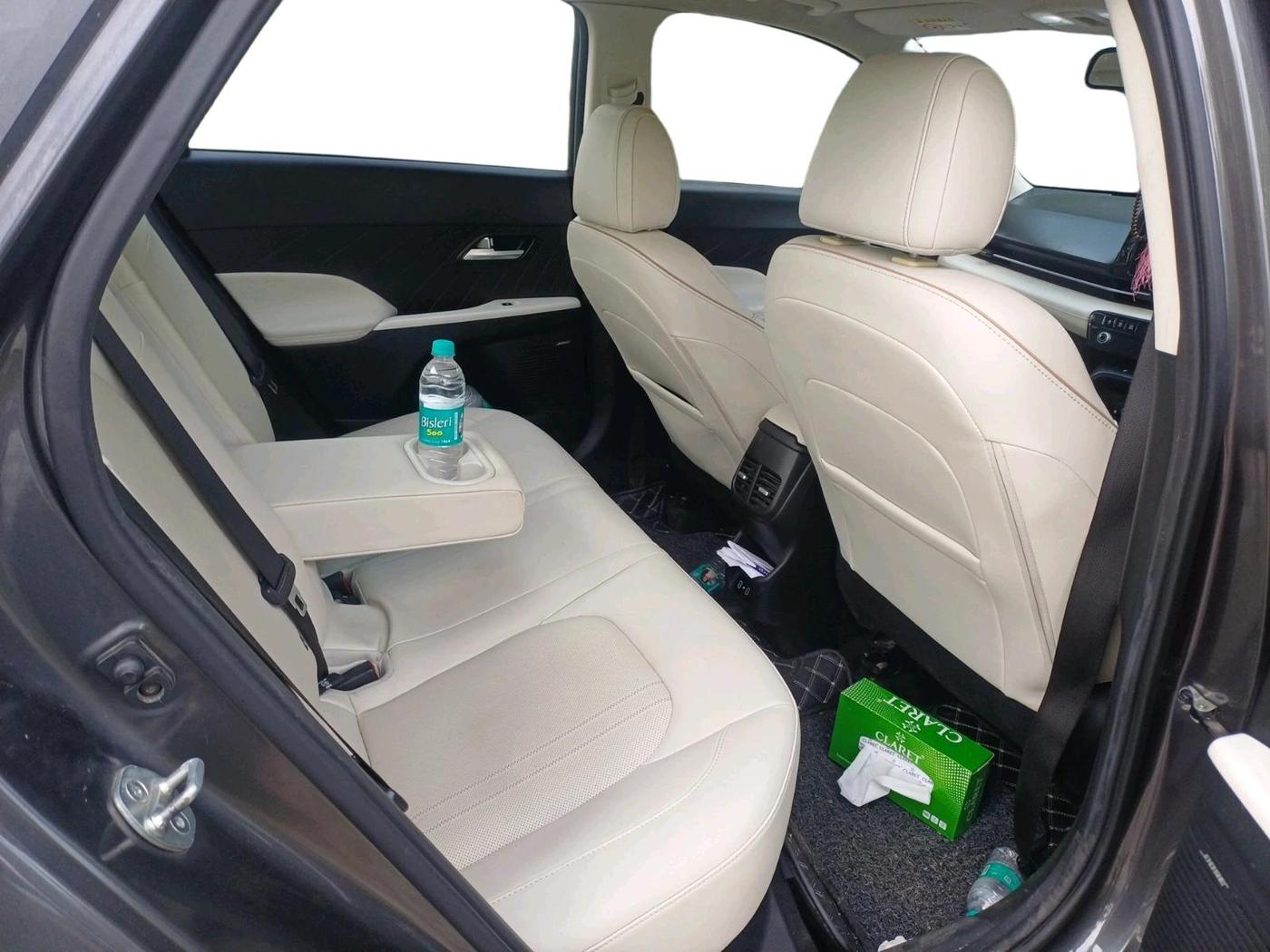2023 Hyundai Verna SX (O)1.5 VTVT, Petrol, Manual, 36,351 km, interior